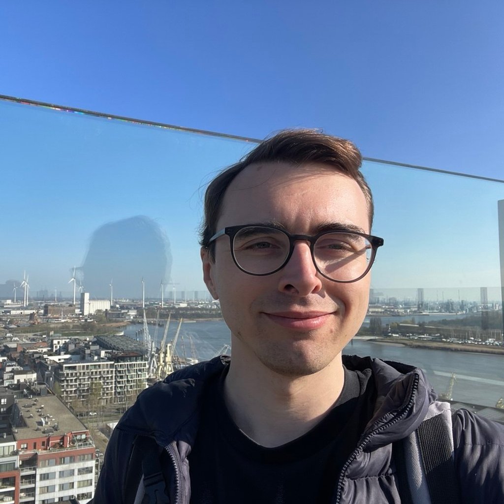 Zwykłe selfie z telefonu — przykład 21