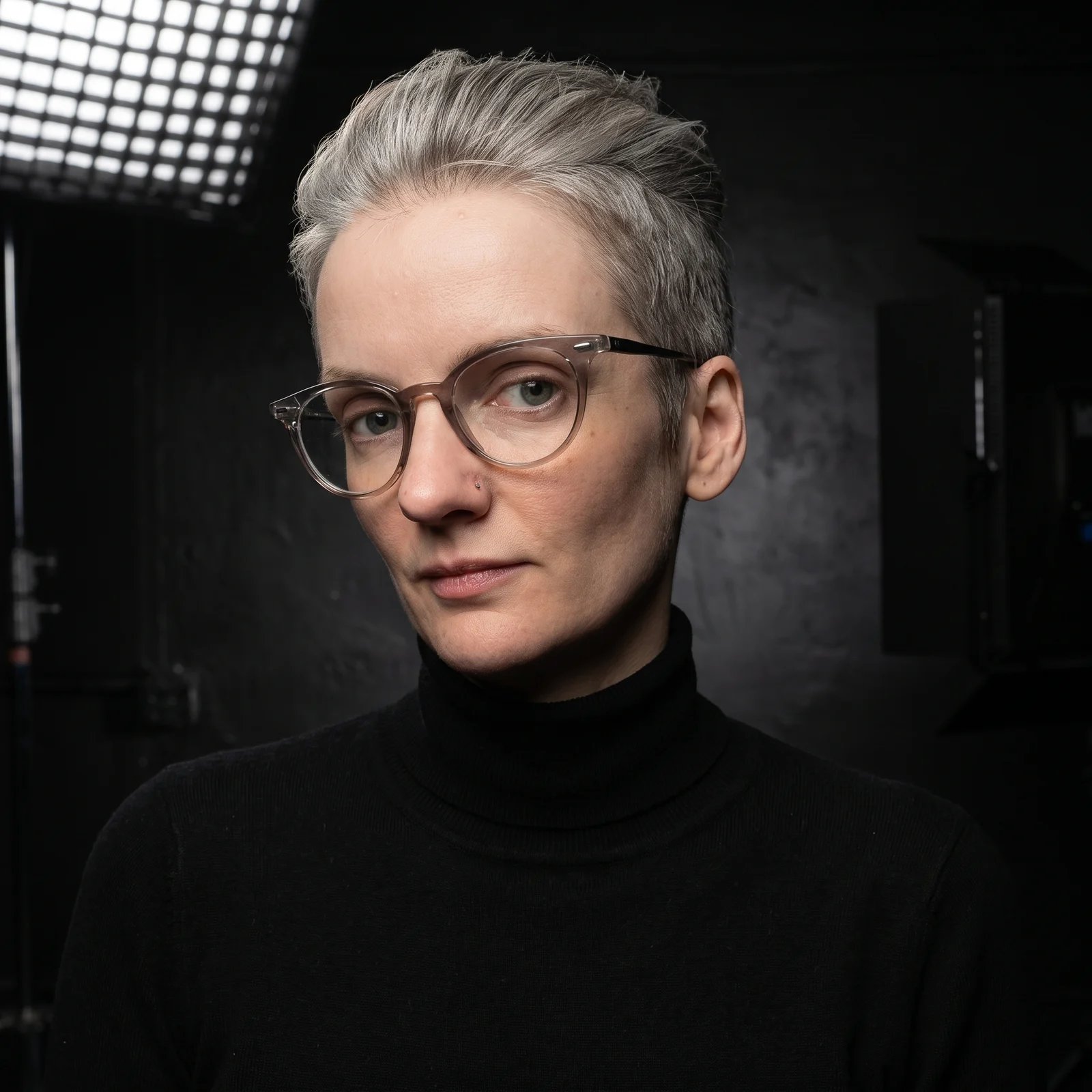 Zdjęcie biznesowe AI — Julia, po